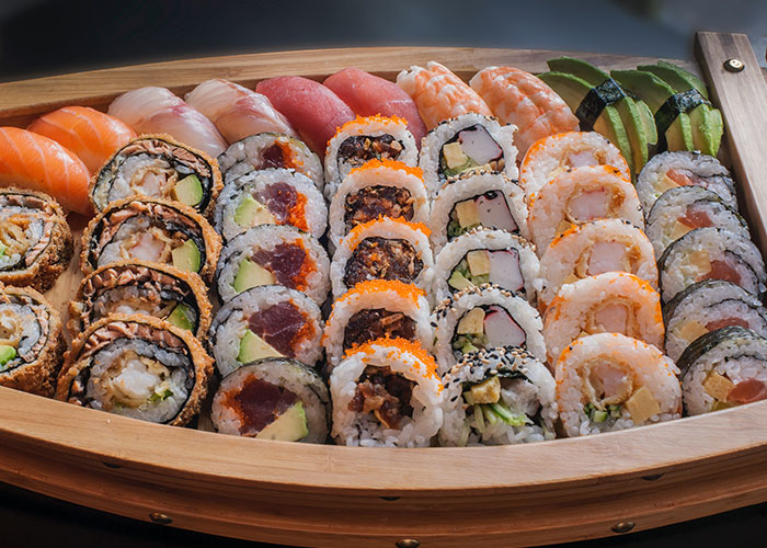 35 People Reveal The "Dark Secrets" About Their Jobs That Common People Aren't Supposed To Know