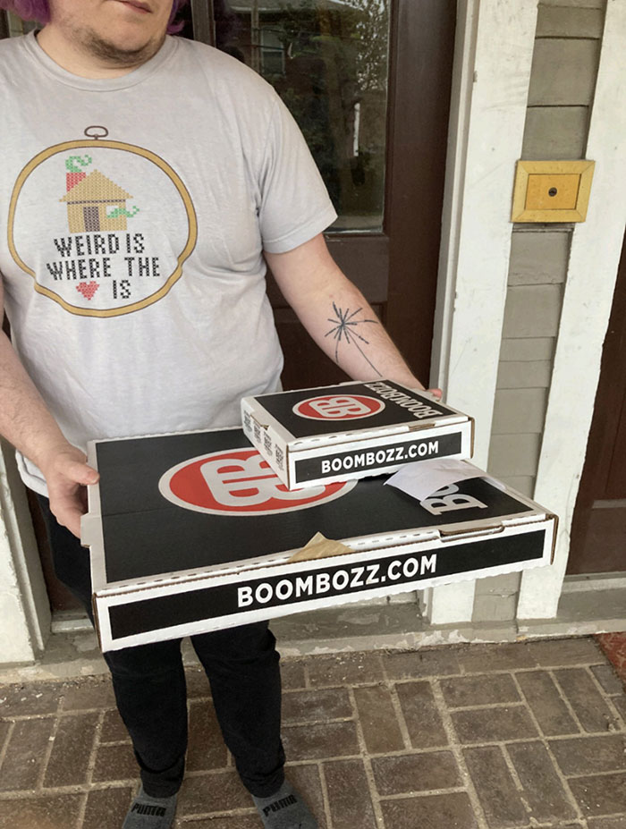 I Had A Dasher Hand My Spouse Our Food And Them Snapped A Picture, Allowing Me To Receive This Gem