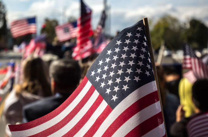 20 Norteamericanos que se fueron de EEUU comparten cómo cambiaron sus vidas al mudarse a Europa