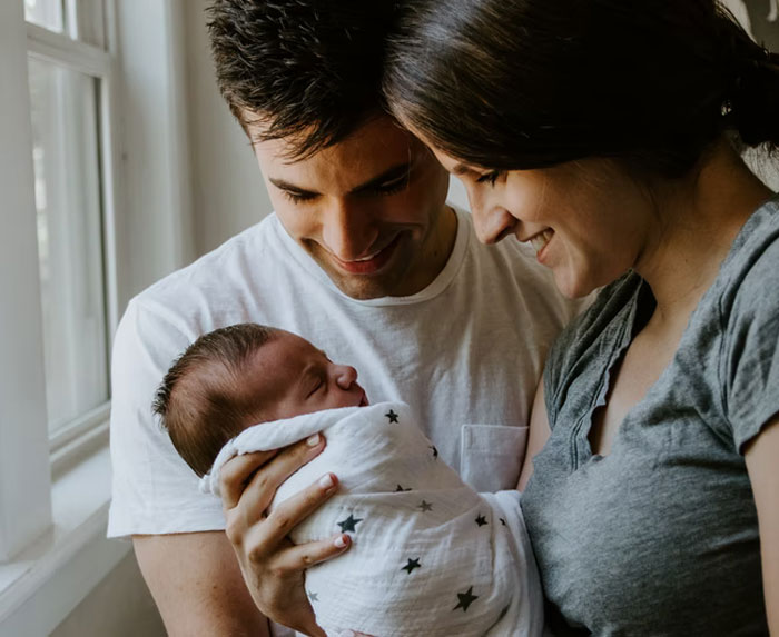 30 Americans Who Left The US Share How Their Lives Have Changed After Moving To Europe