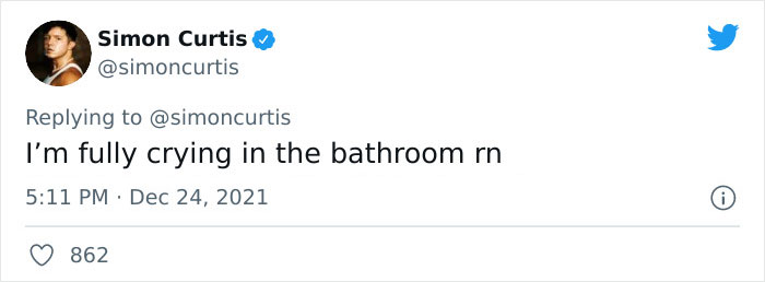 Guy Tweets Adorable Story Of How He Ended Up Adopting A Tiny Tree Frog He Discovered In His Lettuce Box