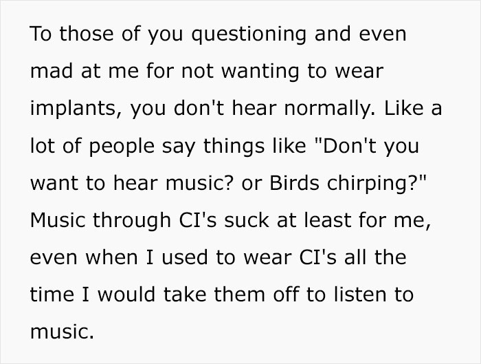 Unsupportive Mom Upset After Her Deaf Daughter Decides To Hold Her Wedding Ceremony In Sign Language