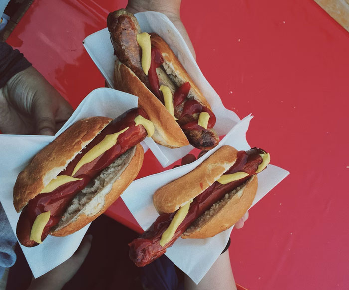 30 People Are Sharing Weird And Wholesome Traditions That Make Their Christmas Special