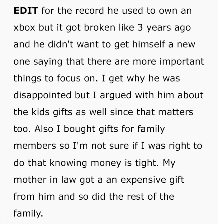 Husband Lashed Out At His Wife In Front Of His Family For Buying The Cheapest Thing On His Wishlist, Said She Ruined Christmas