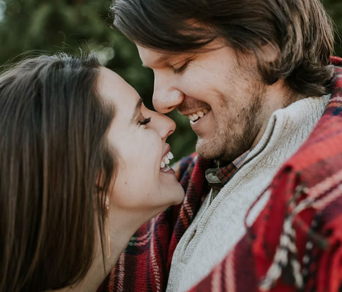 30 Women Share Non-Sexual But Intimate Things They Do With Their Partners