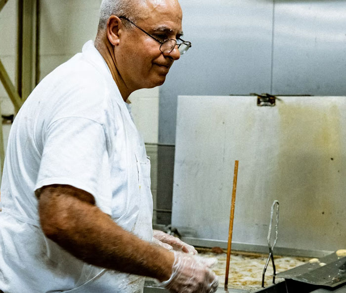 "From Russia With Love:" Shocked About Working Conditions In The USA, Person Lists What It's Like In Russia