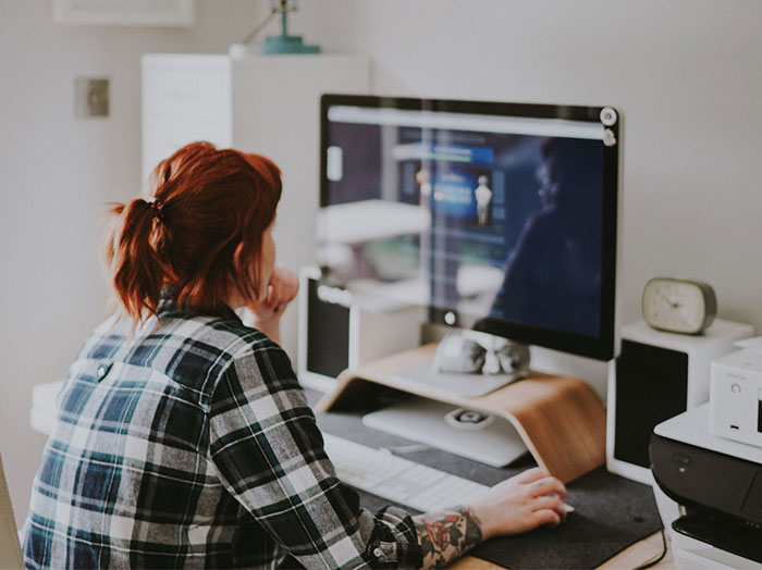 Employee Finds Out The Job They Accepted Wasn't Work-From-Home As Promised, Quits In Style