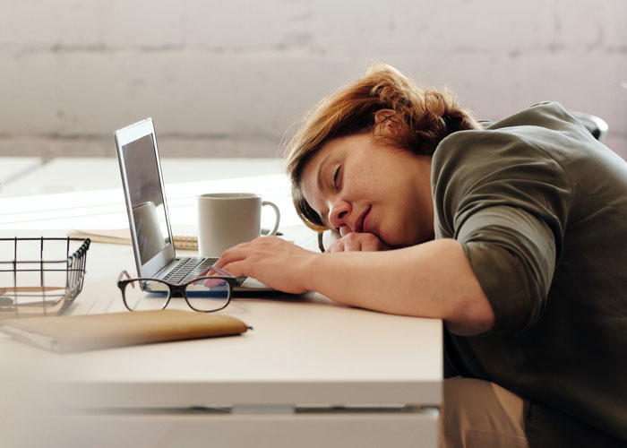 30 No-Gos In American Culture According To The People Who Live There