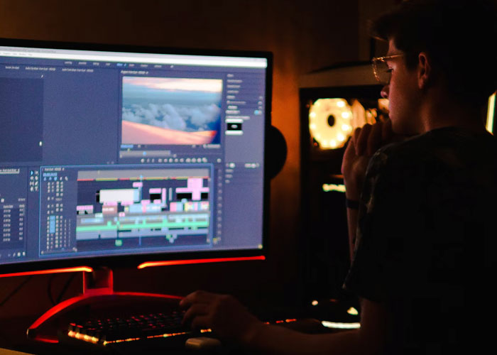 20 Personas que metieron la pata en el trabajo revelan cómo ocurrió