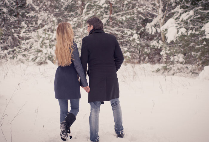 33 Things Society Has Made Us Believe Are “Necessities” But People In This Online Group Argue They Are Addictions