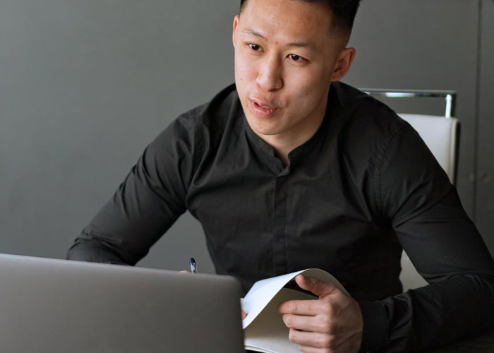 Job Interviewers Reveal The Worst "This Person Isn't Getting The Job" Moments, Show What Not To Do (30 Posts)