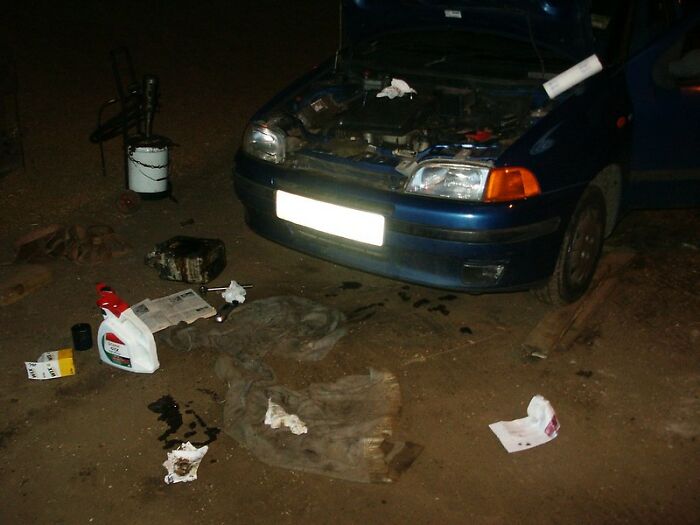 30 Rich Folks That Tied The Knot With Their Less Fortunate Partners Reveal What Shocked Them The Most About Their Ex-Life