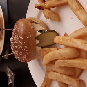 lucy-eisemuth avatar