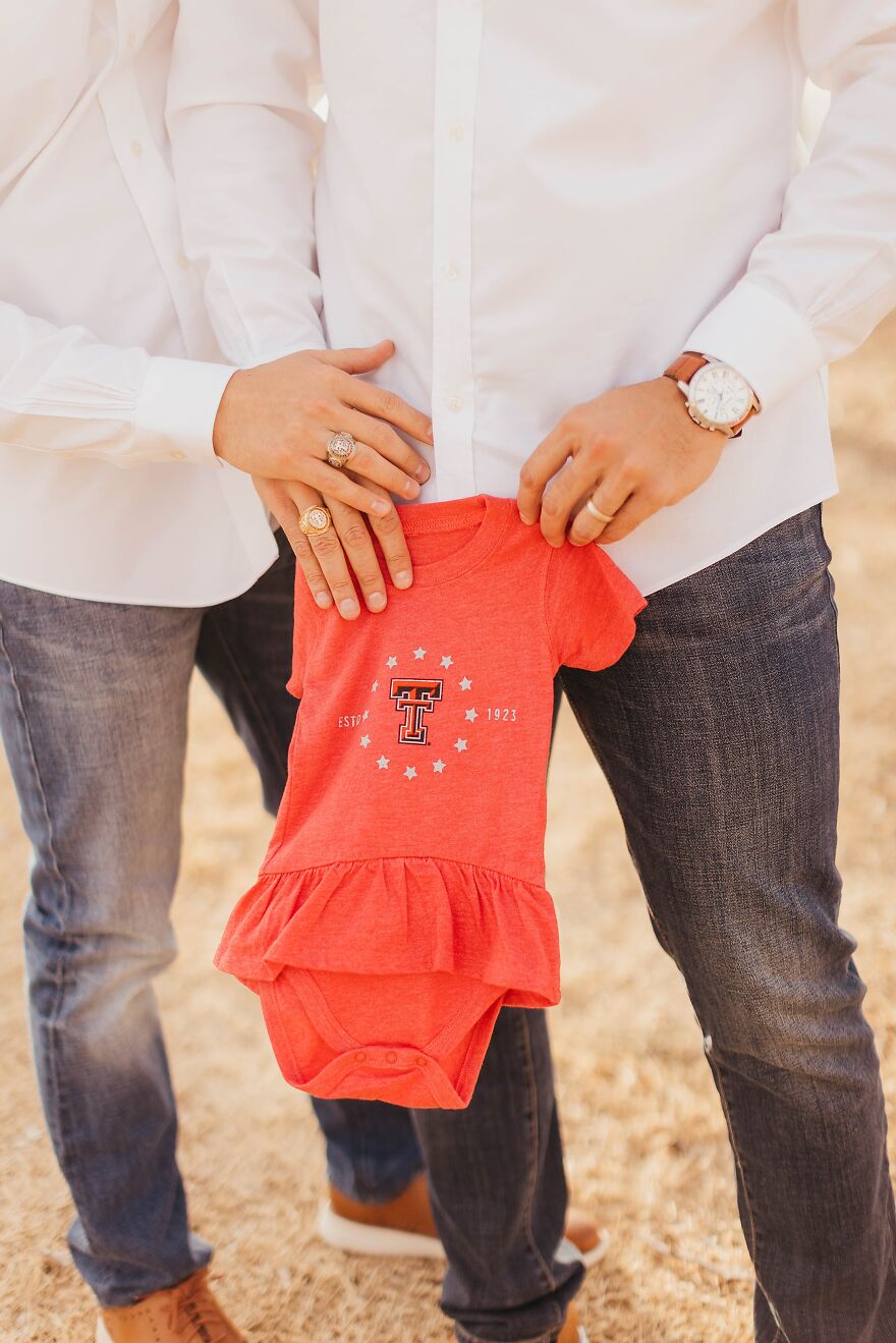 Sister Becomes A Surrogate And Gives Her Brother And His Husband The Best Gift Of All