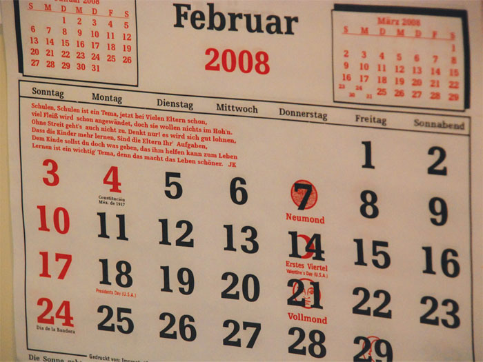 33 Things Society Has Made Us Believe Are “Necessities” But People In This Online Group Argue They Are Addictions