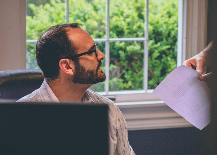 Job Interviewers Reveal The Worst "This Person Isn't Getting The Job" Moments, Show What Not To Do (30 Posts)