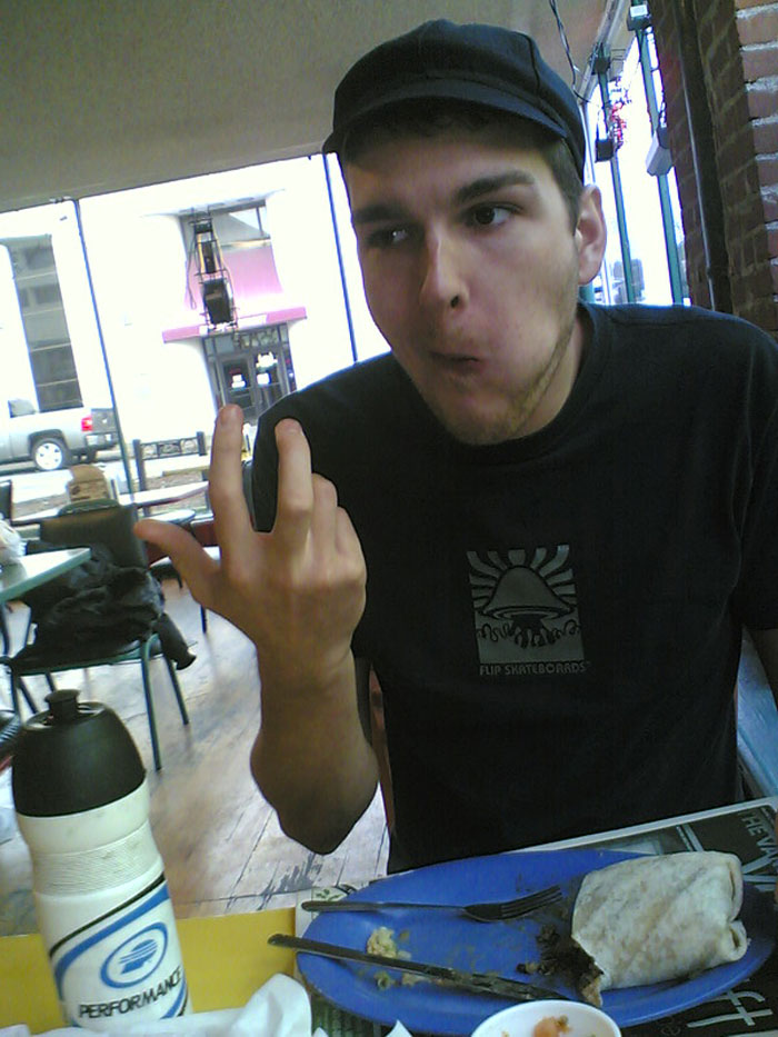 30 Basic Skills That Folks Thought Everyone Had Until They Saw Others Do It Horribly, As Shared Online