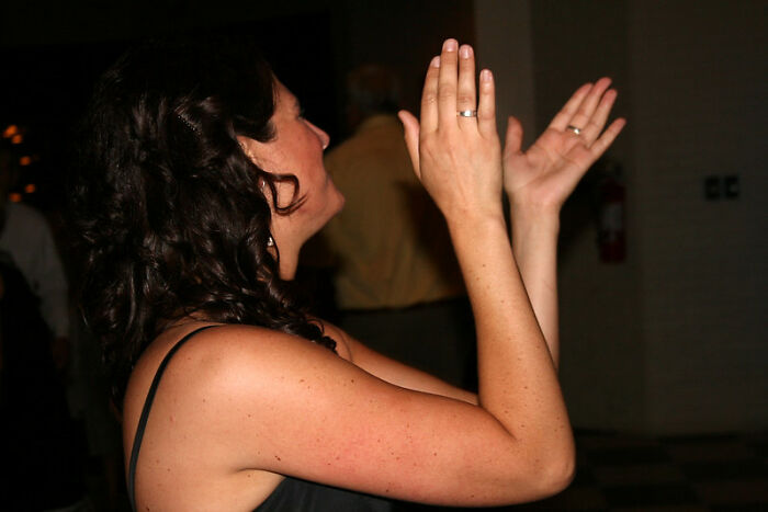 30 Basic Skills That Folks Thought Everyone Had Until They Saw Others Do It Horribly, As Shared Online