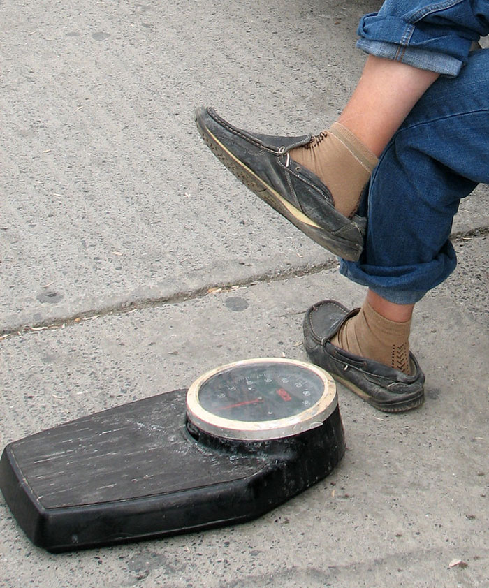 Someone Online Asked, “Who Is The Most Famous Person In Your Family?”, And 30 Delivered