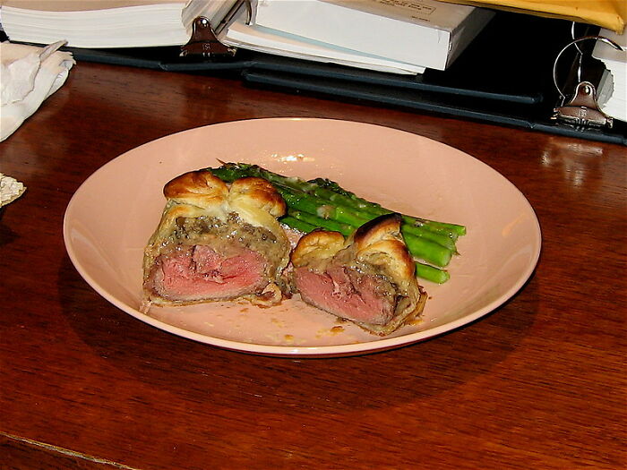 Person Online Asked “What Culinary Hill Are You Willing To Die On?”, 40 People Delivered