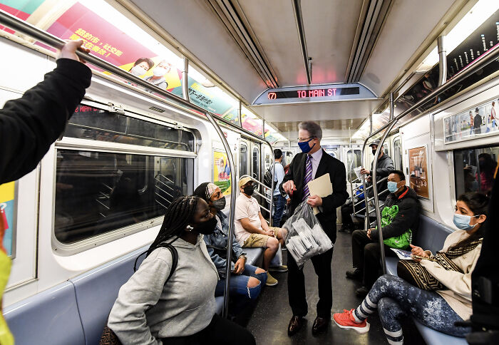 Members Of This Online Group Are Annoyed With People Not Having Common Sense And Ignoring These 40 Unwritten Rules