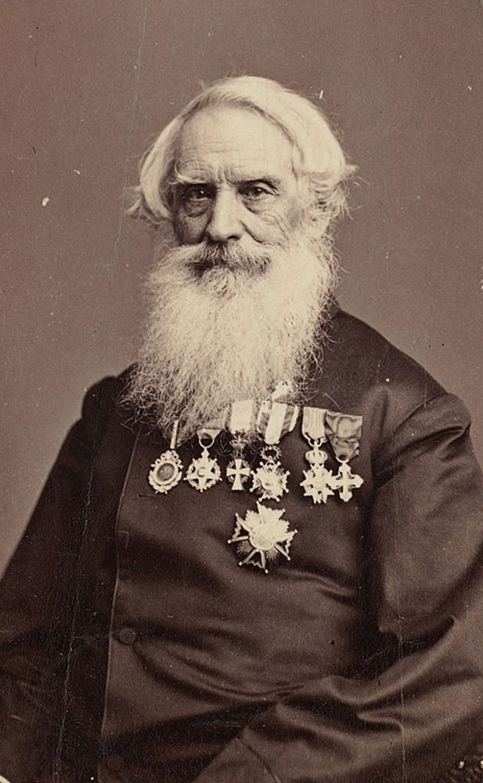 Someone Online Asked, “Who Is The Most Famous Person In Your Family?”, And 30 Delivered