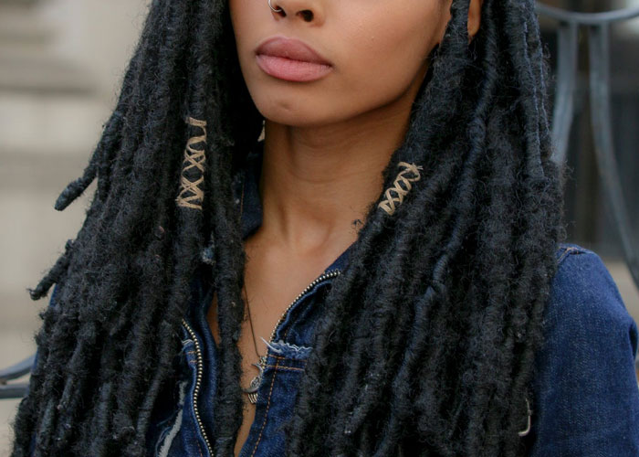 30 No-Gos In American Culture According To The People Who Live There