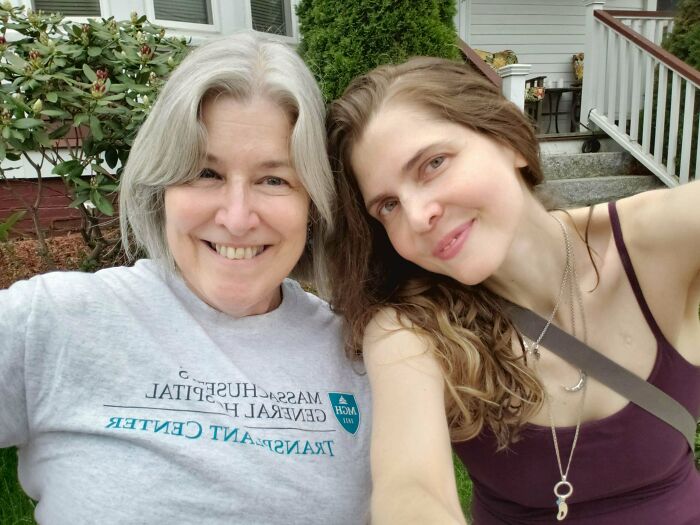 3 Years Ago Today, A Stranger (Left) Saved My (Right) Life. I Asked My Gaming Community For A Real Life Superhero Who Would Donate A Kidney To Me