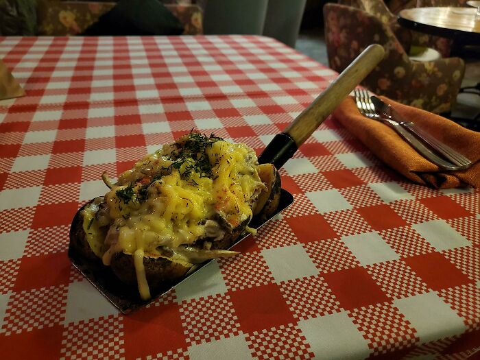 Baked Potato So Fresh It Left The Soil A Second Ago And Served Immediately