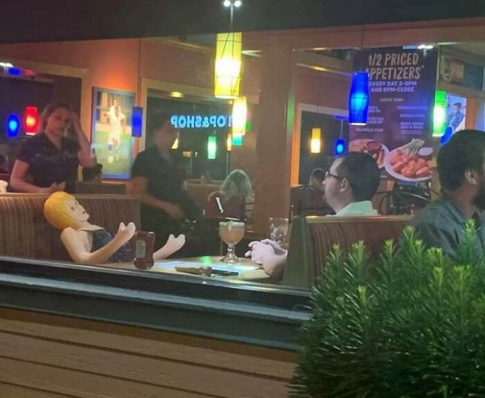 "I Don't Get Paid Enough For This S**t." Poor Waitress!