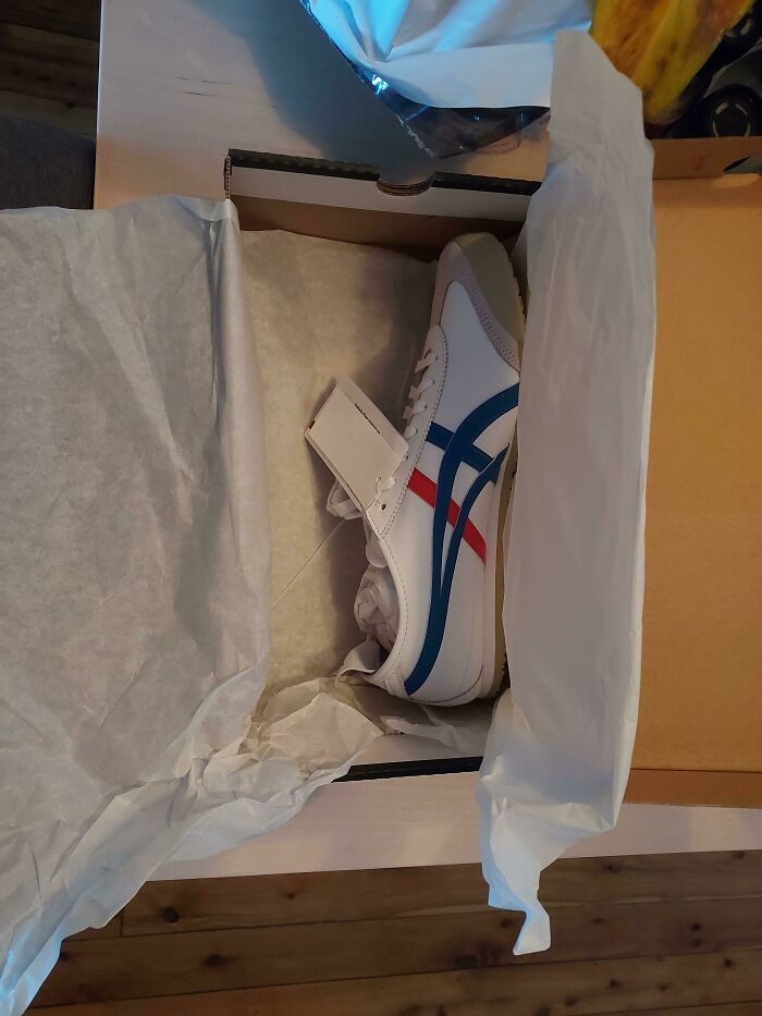 First Time I Ordered Shoes Online