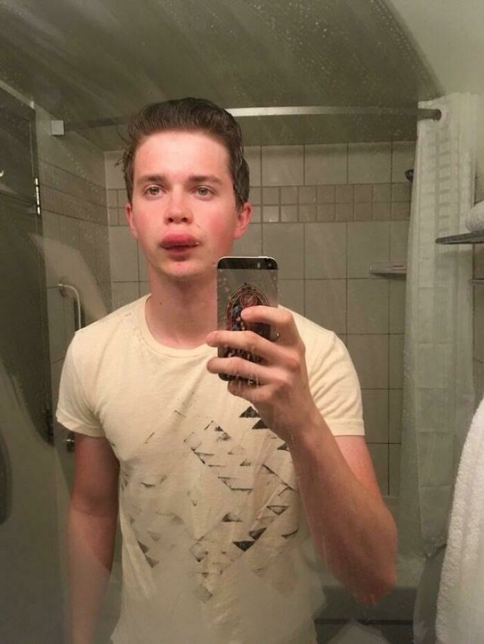 So I Started Working As A Beekeeper Last Week