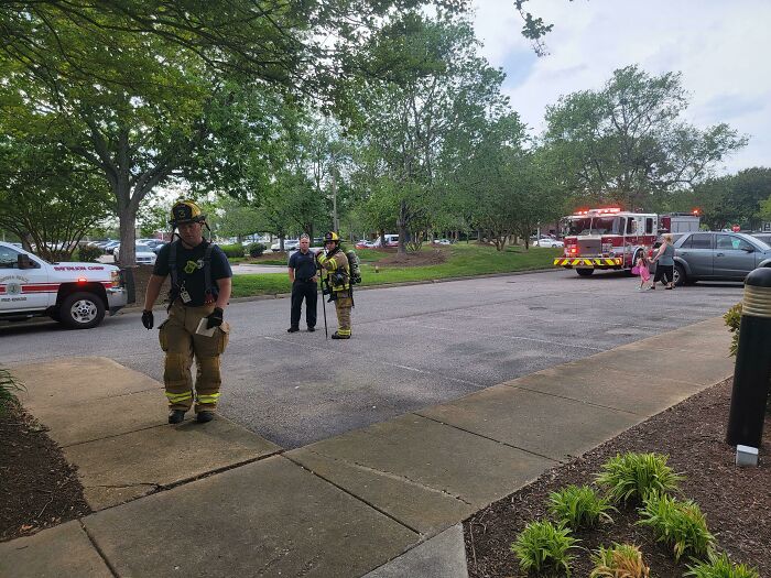 My Sister Tried Making Popcorn At Work Today... Didn't Go Very Well