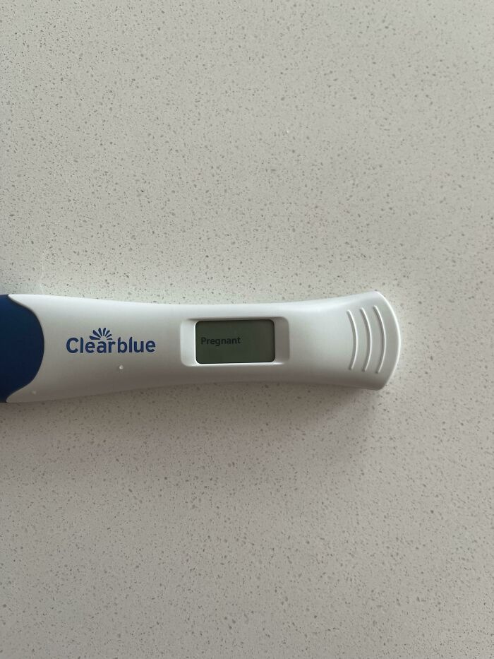 I Can’t Tell Family Yet Because I Just Got This Result Today. But I Needed To Tell Someone. So, Why Not A Bunch Of Strangers? I’m Pregnant