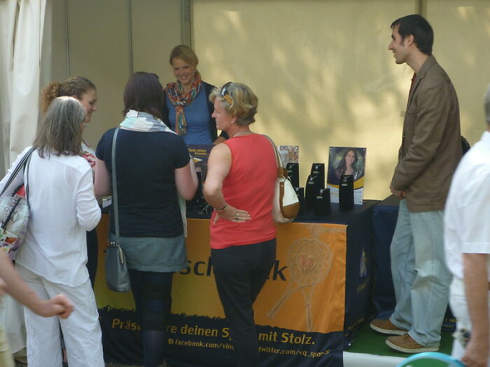 30 Basic Skills That Folks Thought Everyone Had Until They Saw Others Do It Horribly, As Shared Online