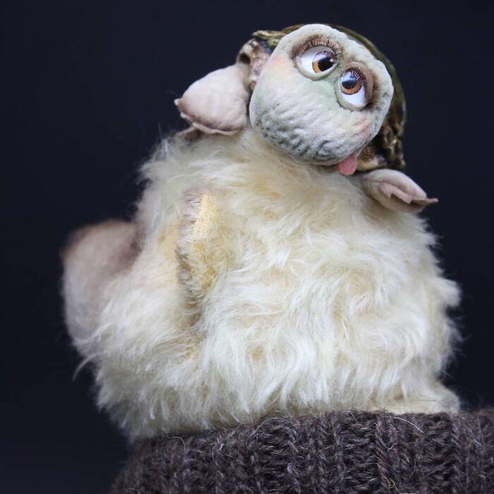 Russian Artist Makes Felt Toys You'd Definitely Want One