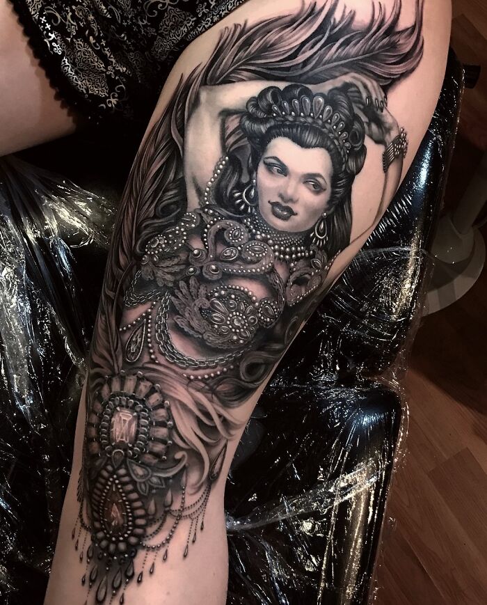 These 30 Masterclass Jewelry Tattoos By Celebrity Ink Artist Ryan Ashley Might Be Better Than The Real Thing