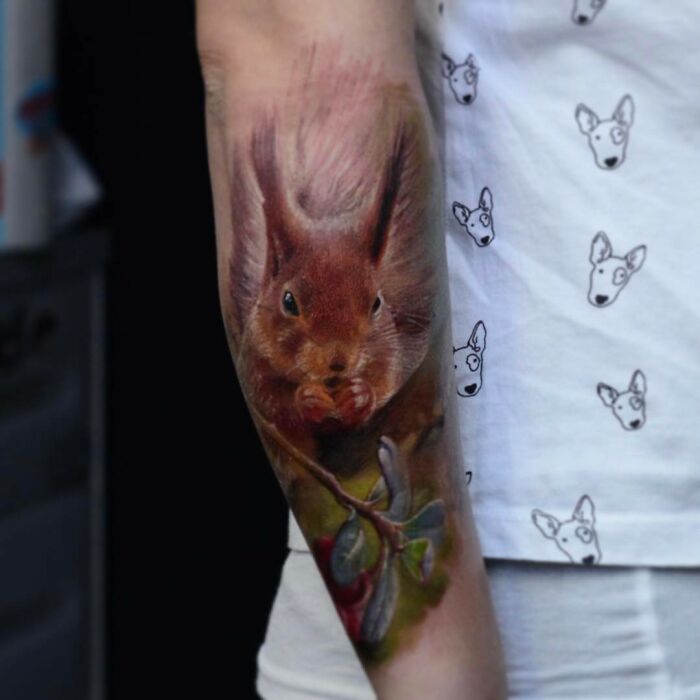 Artist Gets Tattoos That Look Like They've Been Imprinted On The Skin