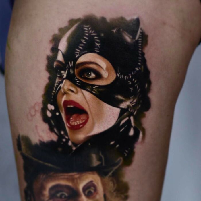 Artist Gets Tattoos That Look Like They've Been Imprinted On The Skin