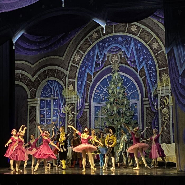 Hey Pandas, Post A Picture You Took On New Year’s Eve (Closed)