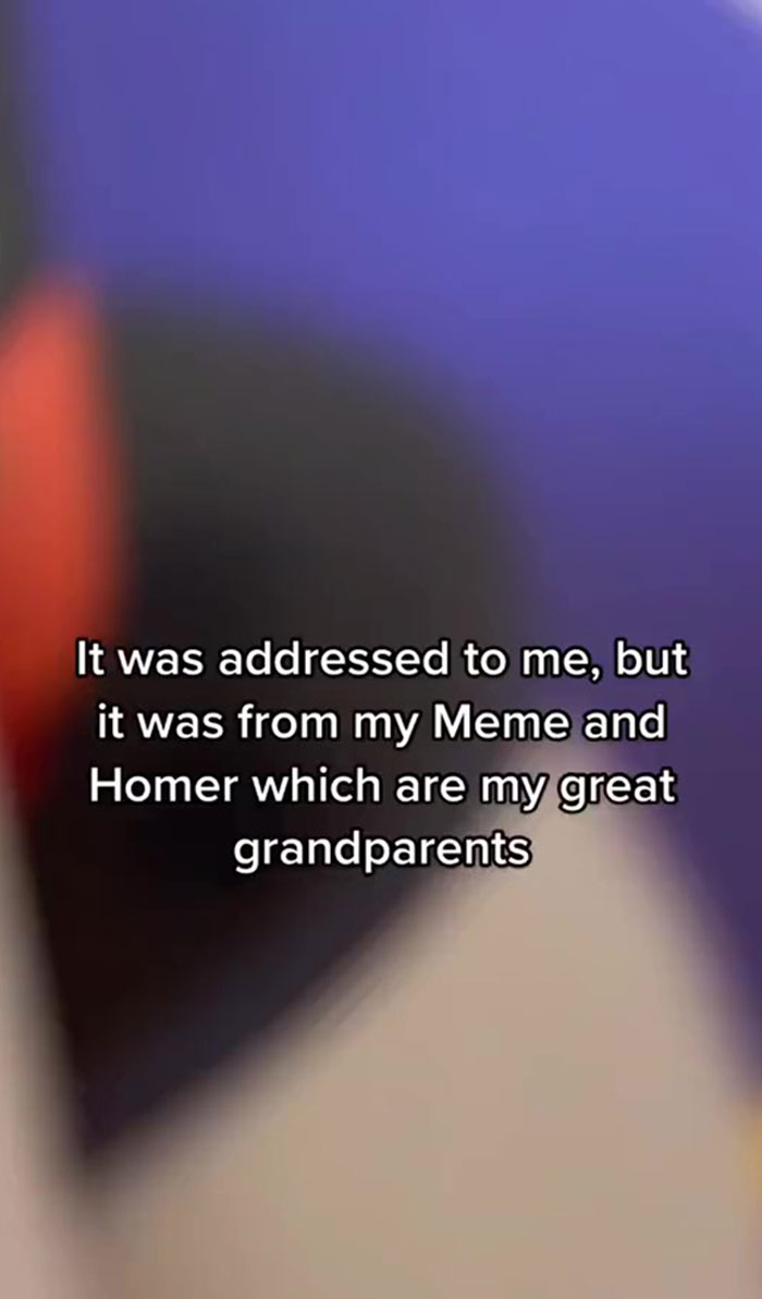 Family Finds A Box Full Of Old, Wrapped Christmas Presents In Late Grandparents&rsquo; Attic