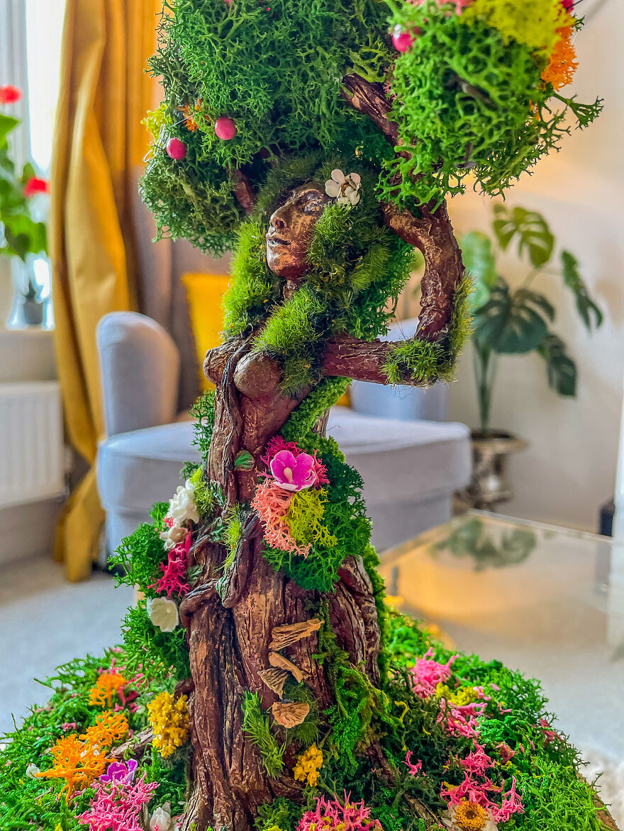 I Made This Mother Earth Terrarium, Inviting Nature Into Our Lives (7 Pics)