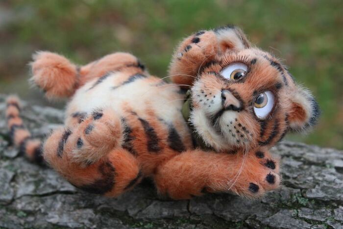 Russian Artist Makes Felt Toys You'd Definitely Want One
