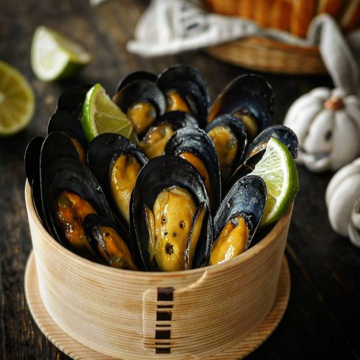 This Japanese Mom Rejoices Meals By Turning Food Into Cute Works Of Art (New Pics)