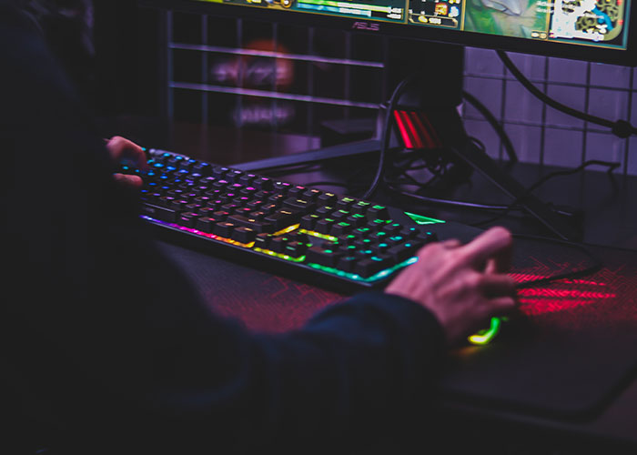 30 Times People Actually Got Revenge On Their Childhood Bullies And It Was Sweet Like Honey