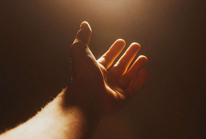 Someone Asks Atheists From Religious Families What Made Them Non-Believers, 30 Give Honest Answers