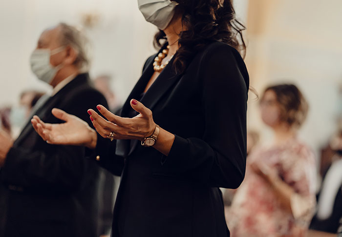 Someone Asks Atheists From Religious Families What Made Them Non-Believers, 30 Give Honest Answers