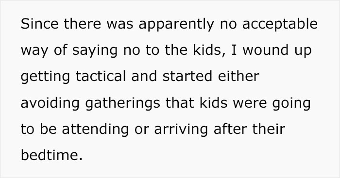 Person In Their 30s Keeps Avoiding Events When Friends’ Kids Are Involved, Gets Called A Selfish “Kid Hater” Person In Their 30s Keeps Avoiding Events When Friends’ Kids Are Involved, Gets Called A Selfish “Kid Hater”