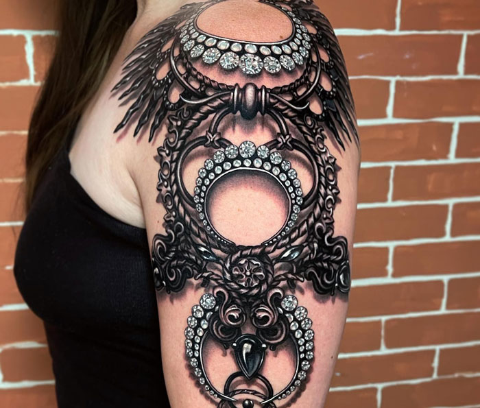 These 30 Masterclass Jewelry Tattoos By Celebrity Ink Artist Ryan Ashley Might Be Better Than The Real Thing