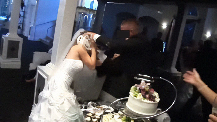 &ldquo;Creo que lo que hizo fue una se&ntilde;al de advertencia&rdquo;: Esta mujer pide el divorcio tan solo un d&iacute;a despu&eacute;s de su boda